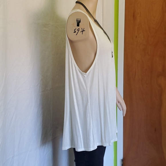 Open Back White Tank Top - Picture 3 of 8